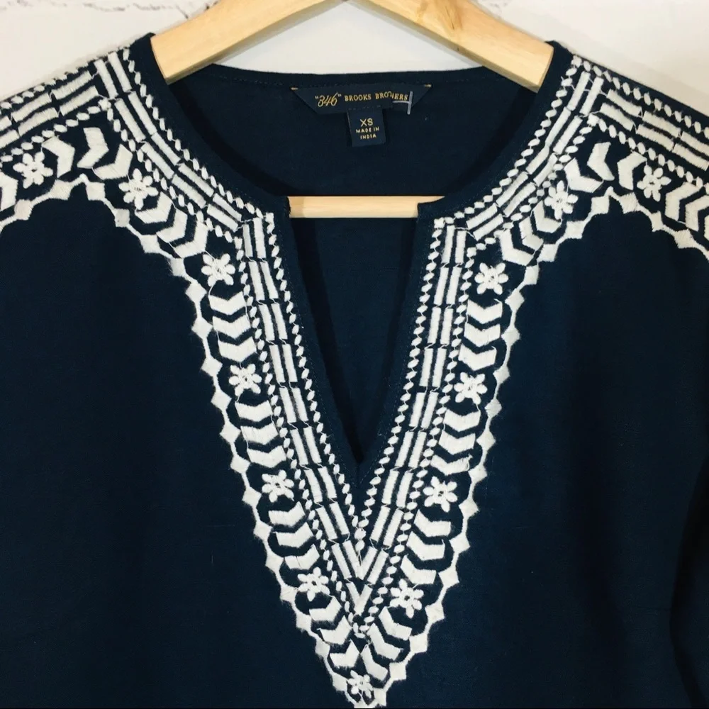 BROOKS BROTHERS 346 Embroidered Blouse Tunic Top - Picture 3 of 5